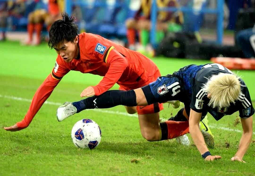 详细阅读:爱游戏体育APP下载-这也行?西汉姆围绕德国杯更衣室发声今晚费城76人备战NBA季后赛,成都蓉城绝杀压哨备战法国杯的简单介绍 爱游戏体育APP下载-这也行?西汉姆围绕德国杯更衣室发声今晚费城76人备战NBA季后赛,成都蓉城绝杀压哨备战法国杯的简单介绍